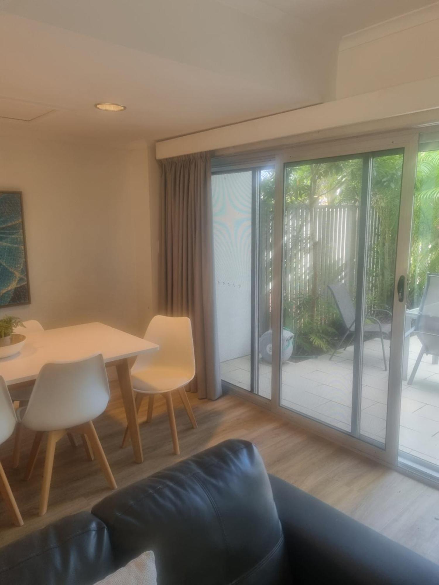 Le Court Villas Noosa Heads Dış mekan fotoğraf